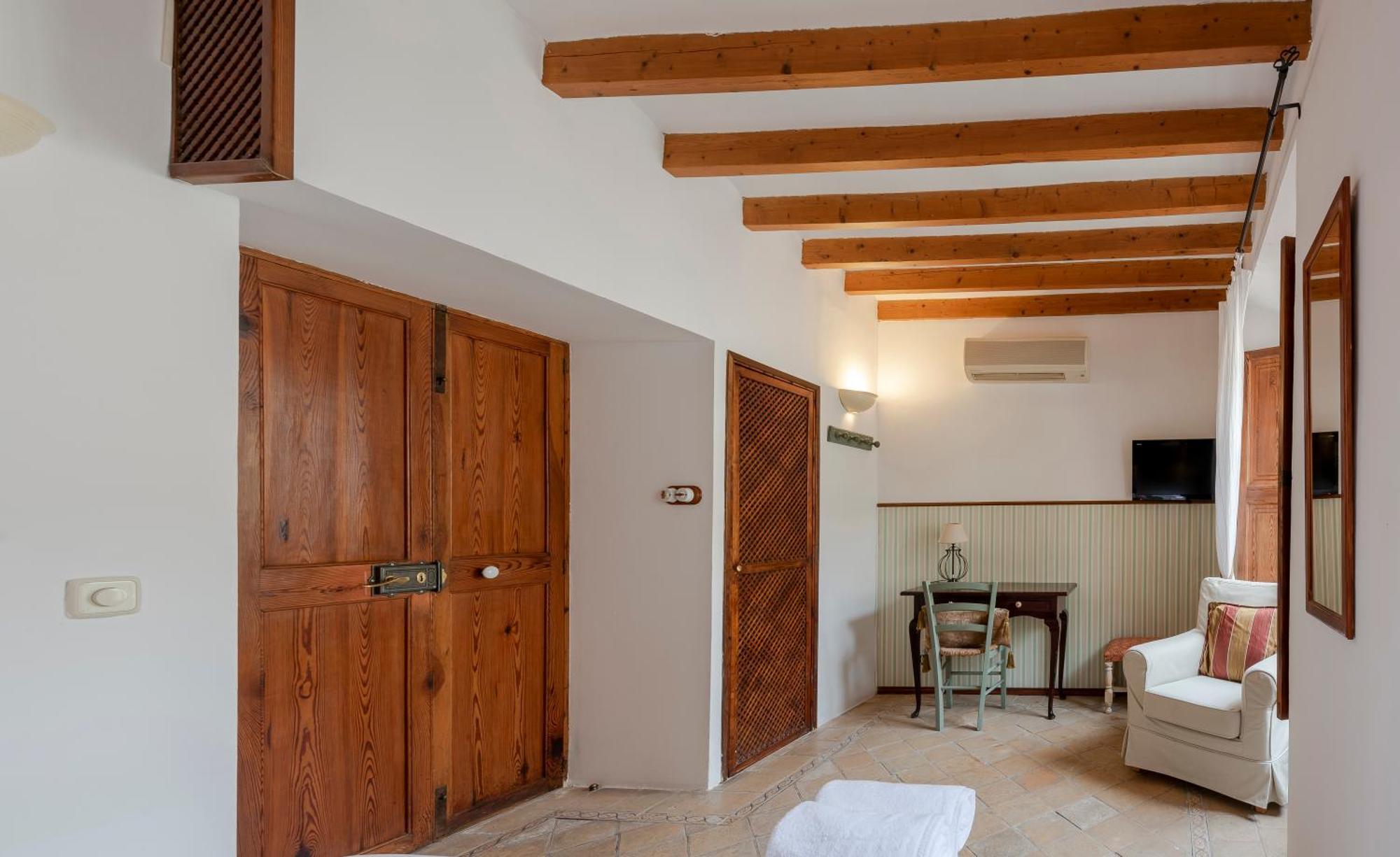 Hotel D'Interior Ca Mado Paula Банялбуфар Стая снимка