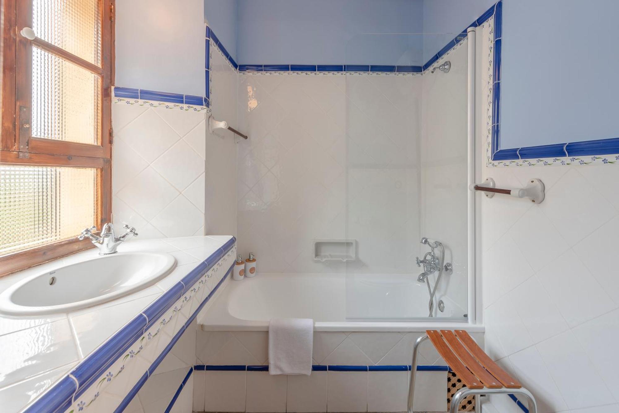 Hotel D'Interior Ca Mado Paula Банялбуфар Стая снимка